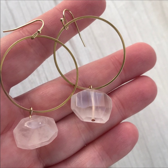 Gold toned hoop earrings with Aventurine - Picture 2 of 8